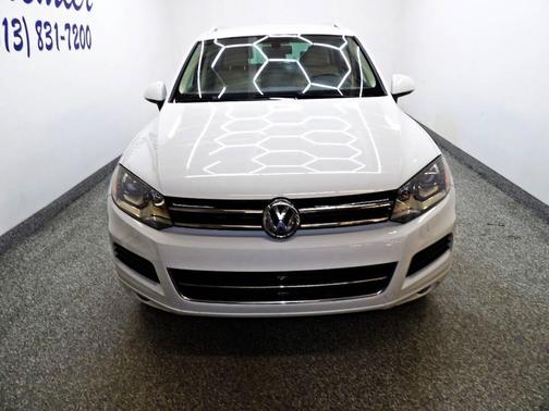 2012 Volkswagen Touareg VR6 Sport