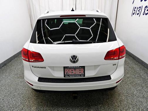 2012 Volkswagen Touareg VR6 Sport