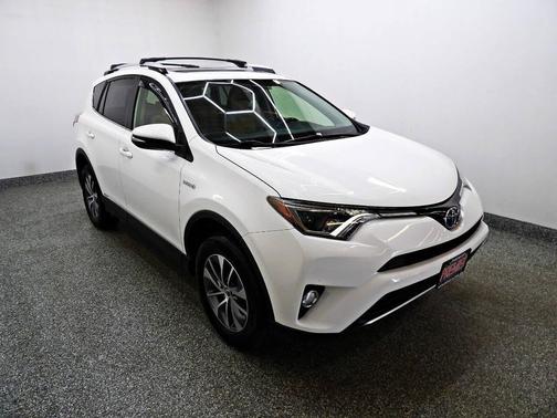 White 2016 Toyota RAV4 Hybrid XLE