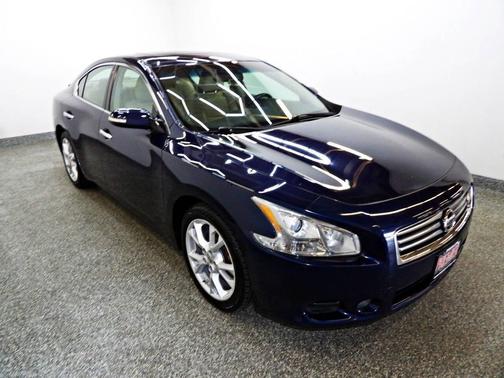 Navy Blue Metallic 2013 Nissan Maxima SV