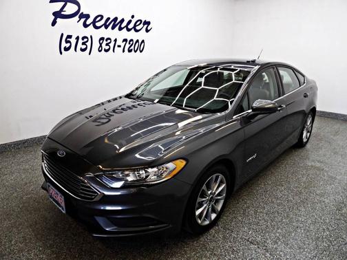 2017 Ford Fusion Hybrid SE