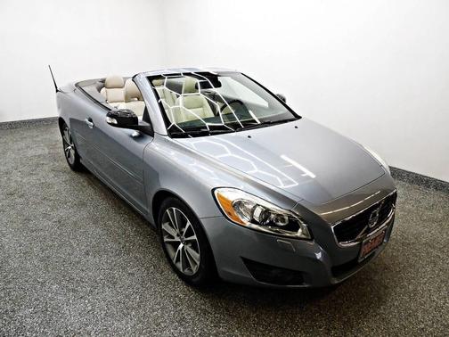2012 Volvo C70 T5 2dr Convertible