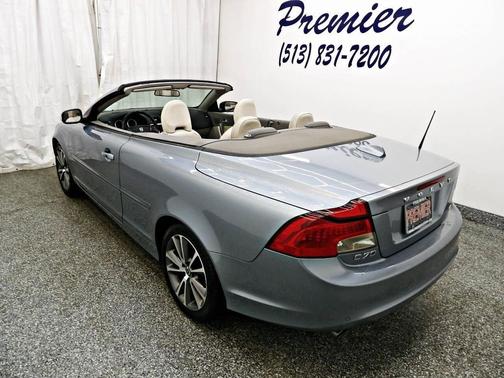 2012 Volvo C70 T5 2dr Convertible