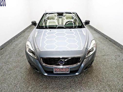 2012 Volvo C70 T5 2dr Convertible