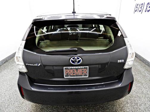 2012 Toyota Prius v Five