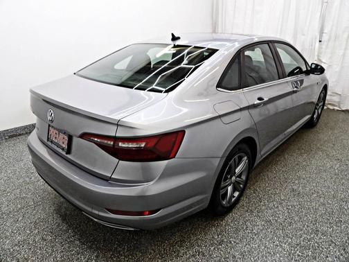 2021 Volkswagen Jetta 1.4T R-Line