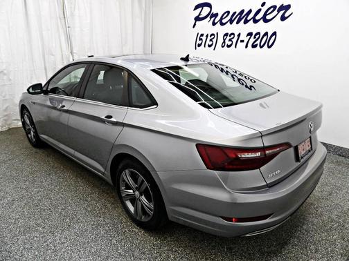 2021 Volkswagen Jetta 1.4T R-Line