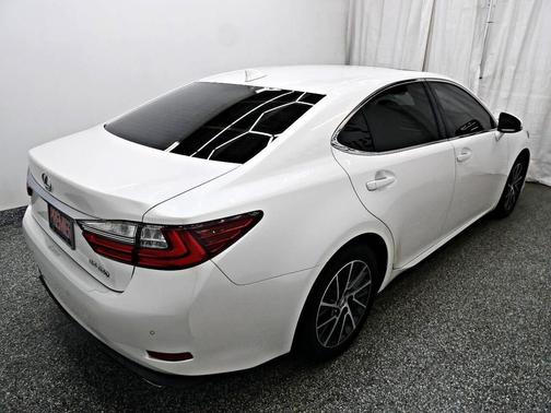 2016 Lexus ES 350 Base