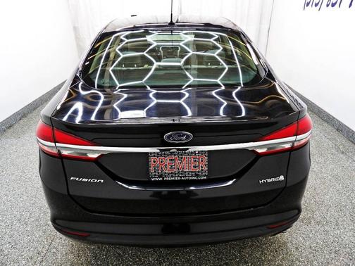 2018 Ford Fusion Hybrid SE