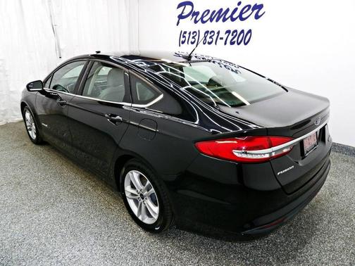 2018 Ford Fusion Hybrid SE