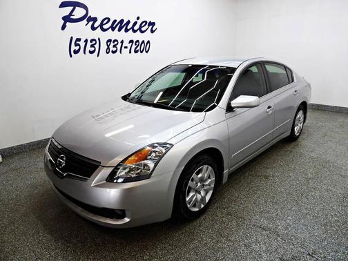 Silver 2009 Nissan Altima 2.5 S