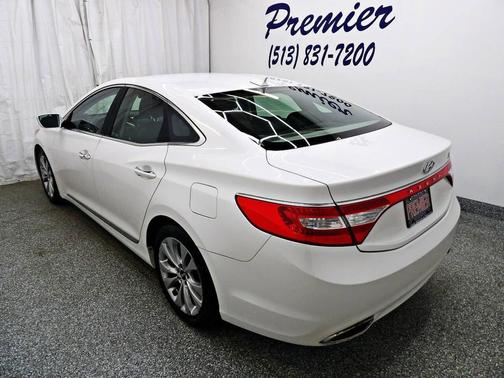 2012 Hyundai Azera Base