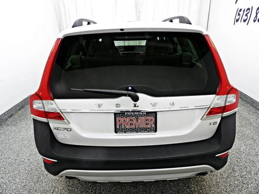 2015 Volvo XC70 T5 Premier Plus