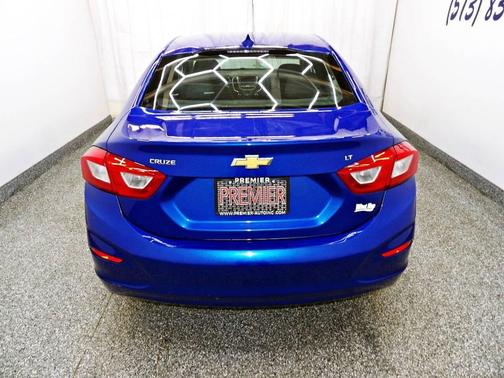 Blue 2017 Chevrolet Cruze LT