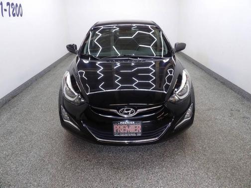 Black 2016 Hyundai ELANTRA SE