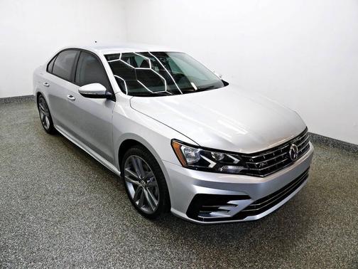 Silver 2018 Volkswagen Passat 2.0T SE