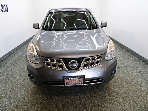Gray 2013 Nissan Rogue S