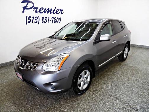 Gray 2013 Nissan Rogue S