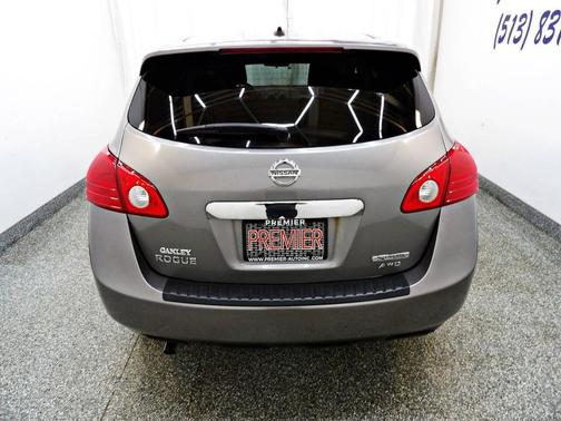 Gray 2013 Nissan Rogue S