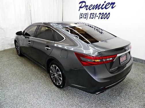 2016 Toyota Avalon XLE