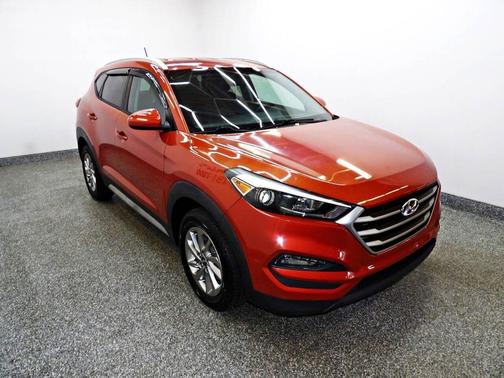 Orange 2017 Hyundai TUCSON SE