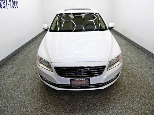 White 2015 Volvo S80 T6