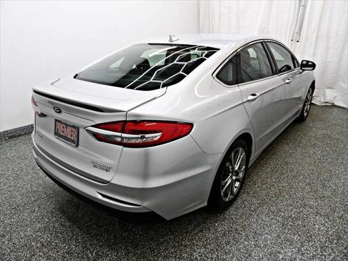 2019 Ford Fusion Hybrid Titanium