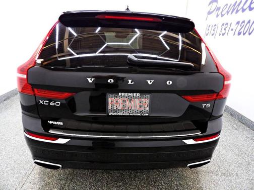 Black 2021 Volvo XC60 T5 Inscription