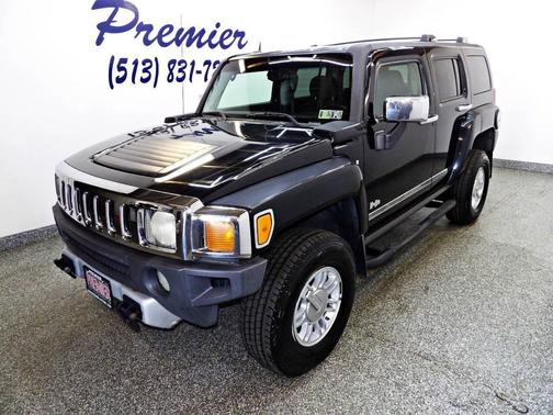 Black 2009 Hummer H3 Base