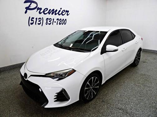 White 2018 Toyota Corolla SE