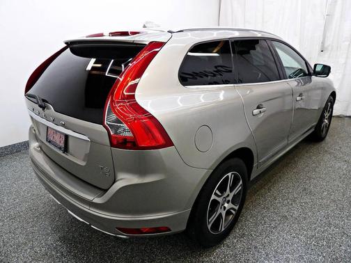 2014 Volvo XC60 T6 Premier Plus