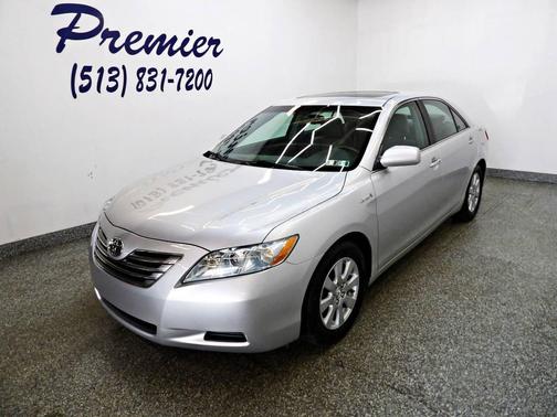 Silver 2008 Toyota Camry Hybrid SE