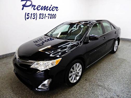 Black 2014 Toyota Camry XLE