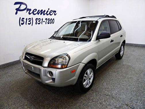 Tan 2009 Hyundai TUCSON GLS