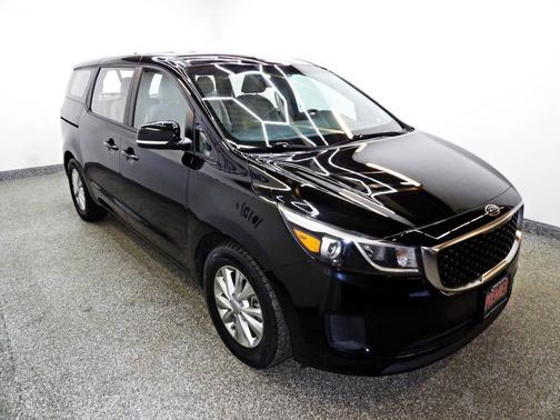 2018 Kia Sedona L