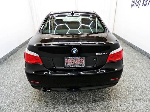 2008 BMW 528 528i 4dr Sedan Luxury