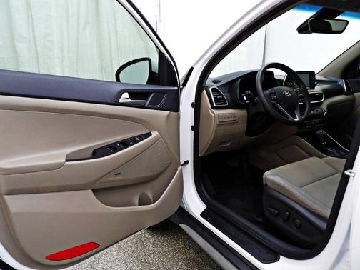 2019 Hyundai TUCSON Sport 4dr SUV