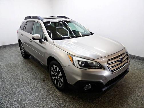 Beige 2016 Subaru Outback 3.6R Limited