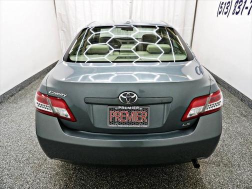2011 Toyota Camry LE