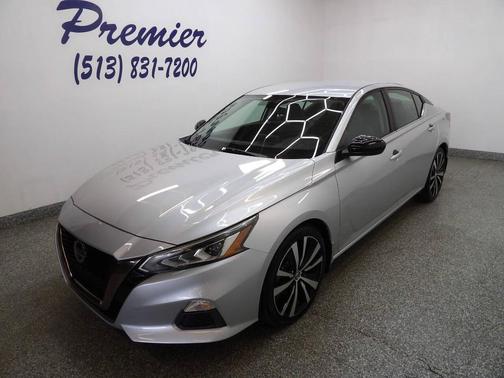 Silver 2020 Nissan Altima 2.5 SR 4dr Sedan