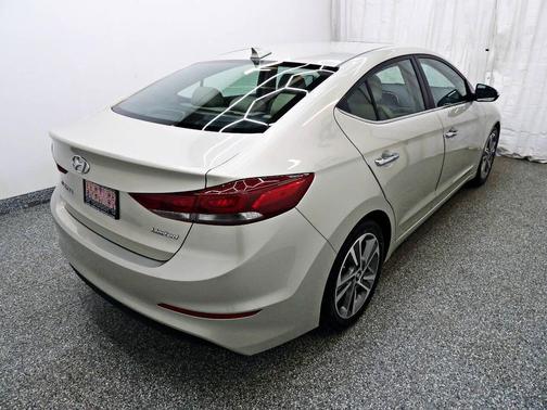 2017 Hyundai ELANTRA Limited