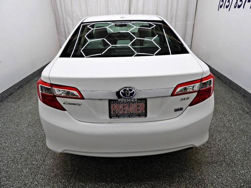 2013 Toyota Camry Hybrid XLE