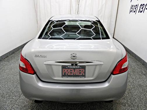 2010 Nissan Maxima SV