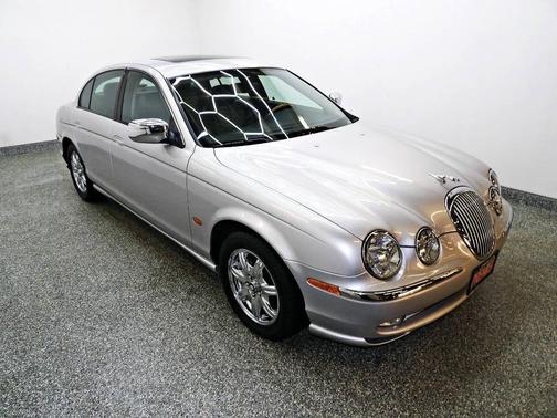 2001 Jaguar S-Type 4.0 4dr Sedan