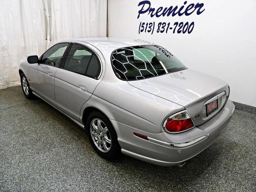 2001 Jaguar S-Type 4.0 4dr Sedan