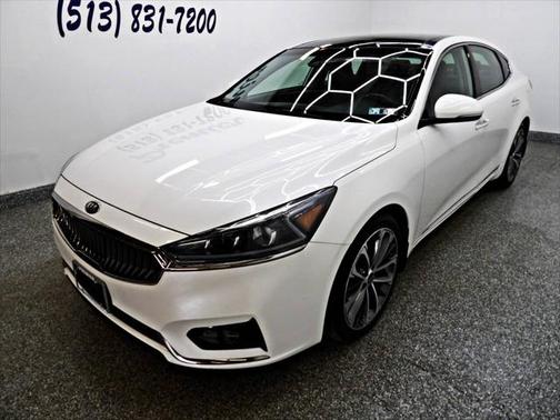 2017 Kia Cadenza Premium 4dr Sedan