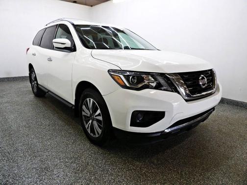 White 2020 Nissan Pathfinder S 4x4 4dr SUV