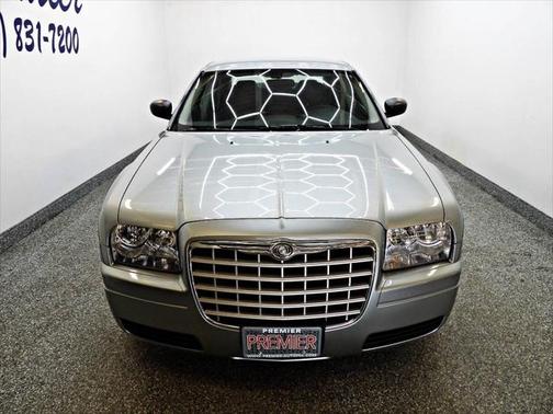 2006 Chrysler 300 Base