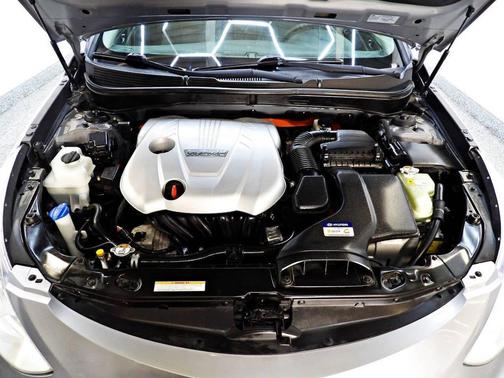 2015 Hyundai SONATA Hybrid Base
