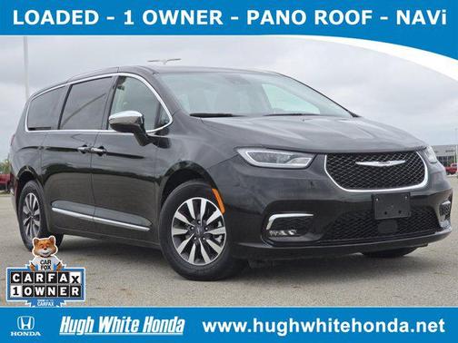2023 Chrysler Pacifica Hybrid Limited